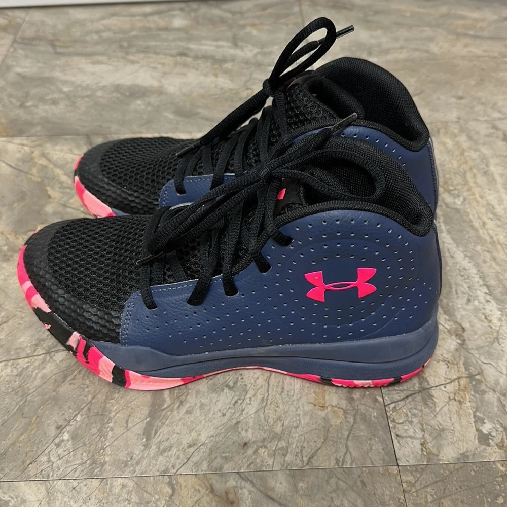 Under armor girls high-top shoes, NWOT - Picture 2 of 5